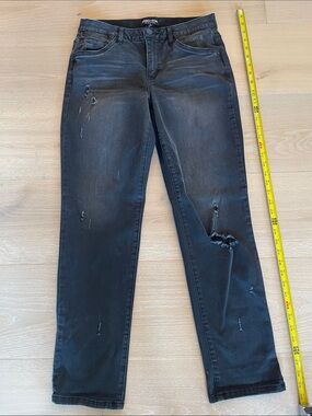 Mac and me Women’s Black Distressed Straight-Leg Jeans